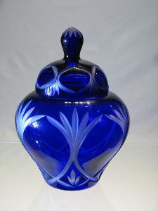 Bonbonnière bleu cobalt en Cristal de Bohème  