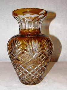 Vase ambre en Cristal de Bohème 