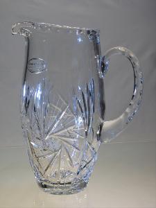 Carafe à Eau jarre en Cristal de Bohème Taille Diamant  75 cl 