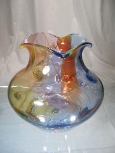 Vase en cristal Couleur forme ecrase Pièce unique signée Jablonski