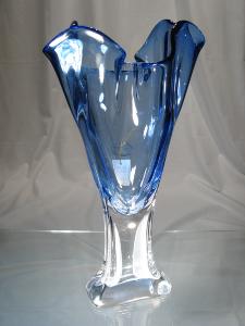 Vase en cristal +24%plomb bleu original Pièce unique signée Jablonski