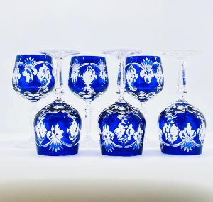 verre à vin cristal bohème couleur bleu  ( coffret de 6 )