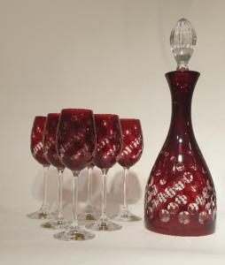 Coffret carafe et 6 verres à vin élégants boules rouge rubis en cristal bohème